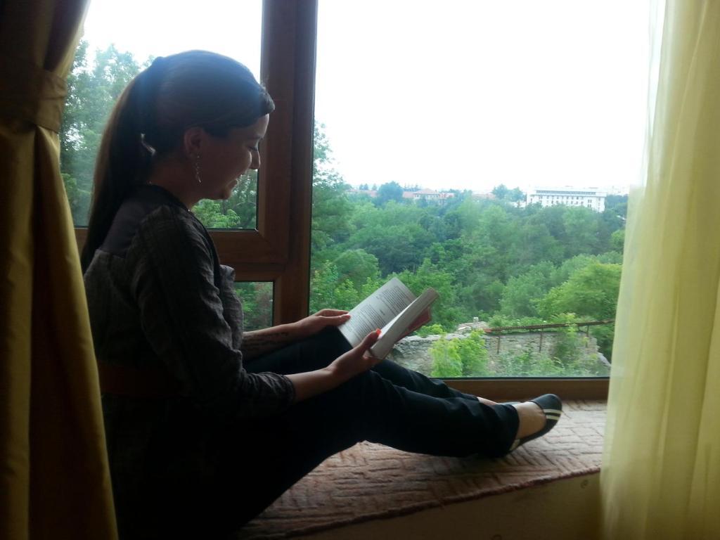Boliari Hotel Veliko Tarnovo Room photo